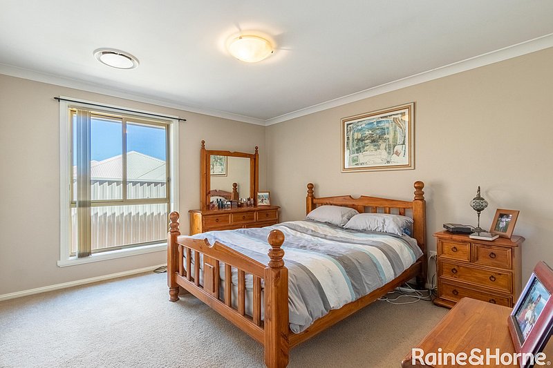 Photo - 108B Sydney Road, Kelso NSW 2795 - Image 6