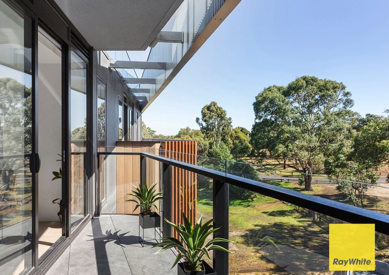 Photo - 108C/3 Snake Gully Drive, Bundoora VIC 3083 - Image 8