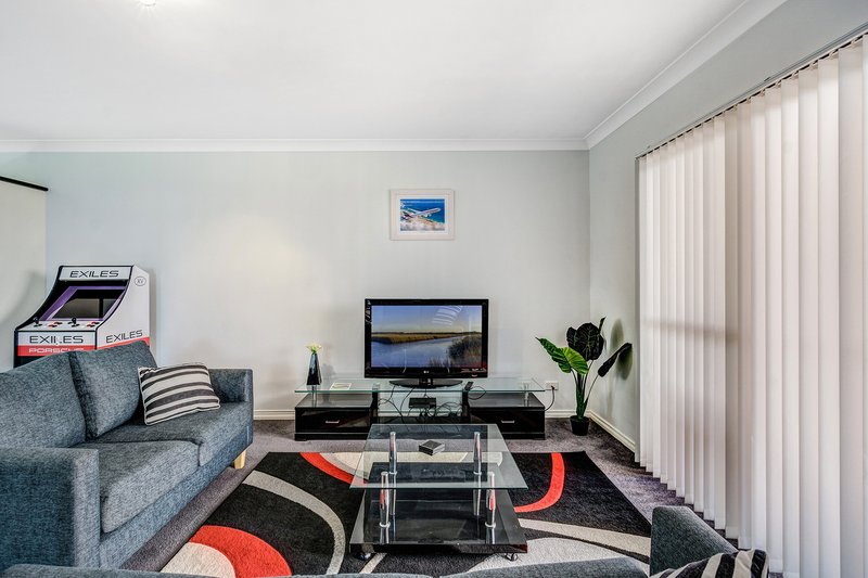 Photo - 10/9-13 Junction Road, Terrigal NSW 2260 - Image 3