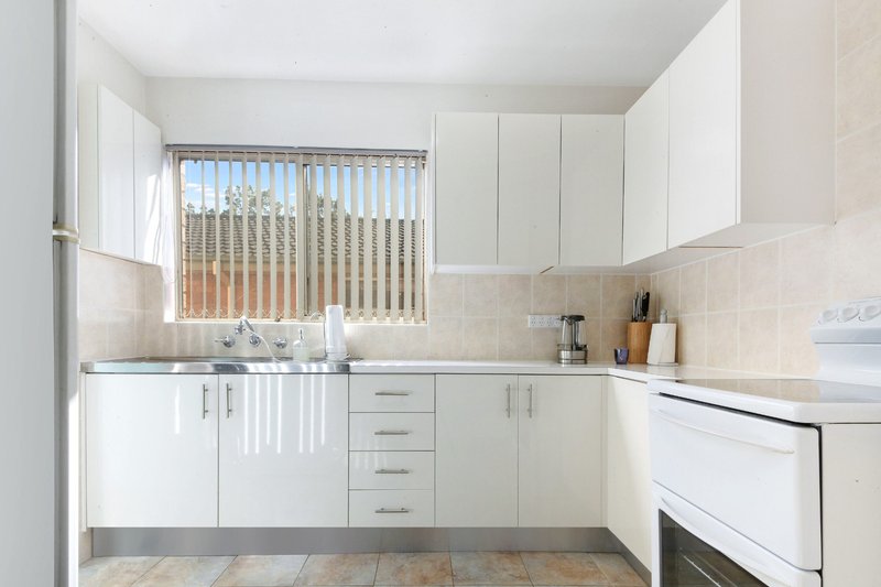 Photo - 10/9-15 Arthur Street, Merrylands West NSW 2160 - Image 4