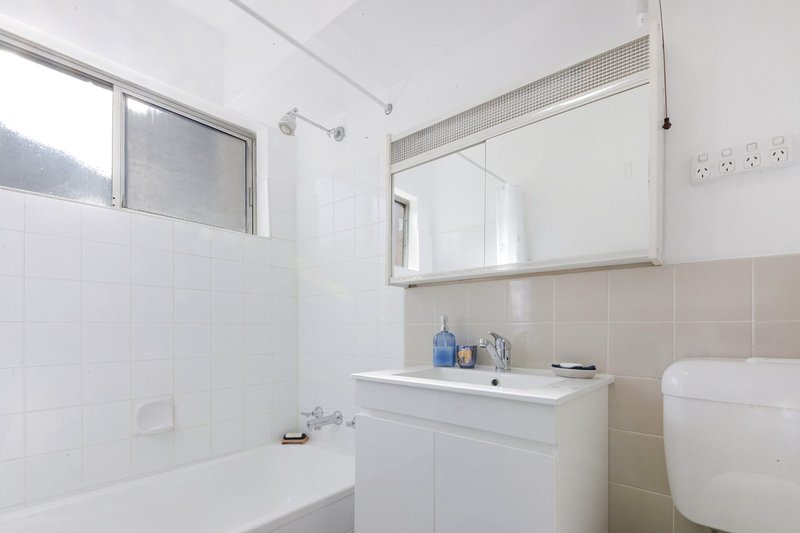 Photo - 10/9-15 Arthur Street, Merrylands West NSW 2160 - Image 7