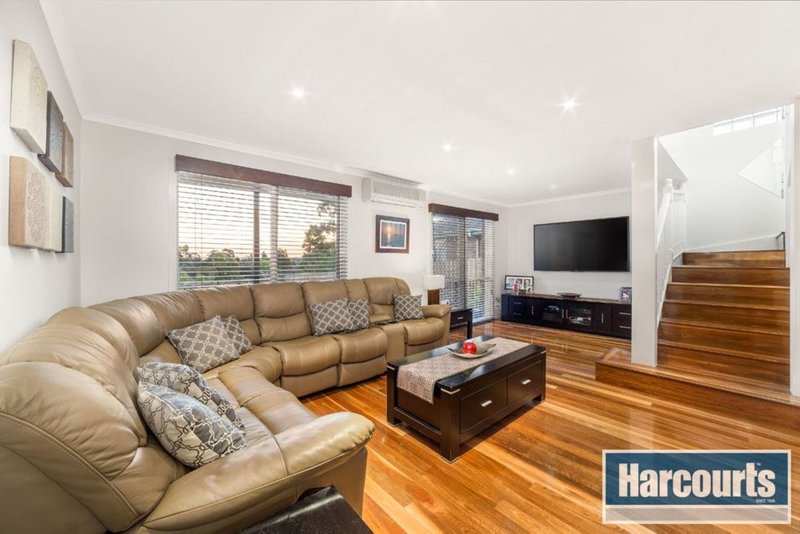 Photo - 109 Alderford Drive, Wantirna VIC 3152 - Image 8