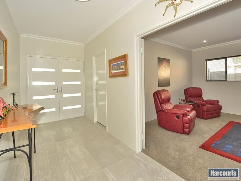 Photo - 109 Avocet Island Quay, Wannanup WA 6210 - Image 12