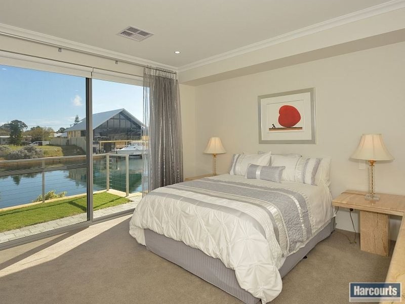 Photo - 109 Avocet Island Quay, Wannanup WA 6210 - Image 15