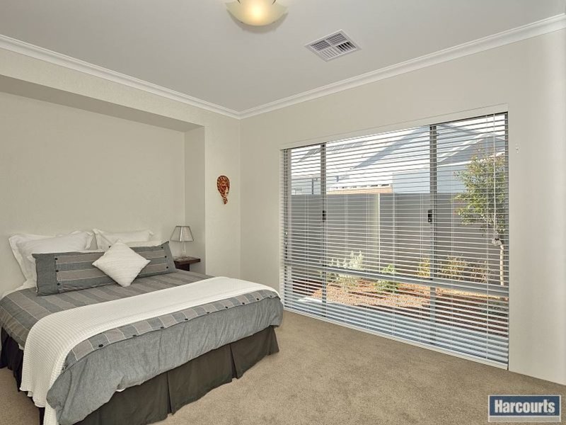 Photo - 109 Avocet Island Quay, Wannanup WA 6210 - Image 18