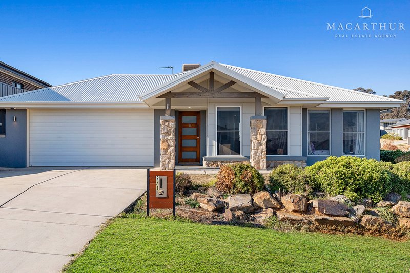 109 Brooklyn Drive, Bourkelands NSW 2650