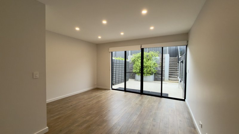 Photo - 109 Buchanan Drive, Woodforde SA 5072 - Image 7