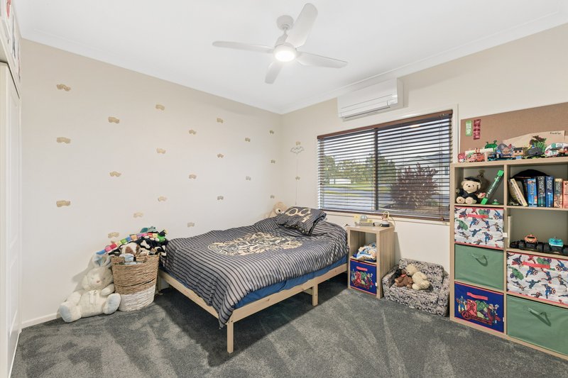 Photo - 109 Corvus Drive, Cashmere QLD 4500 - Image 14