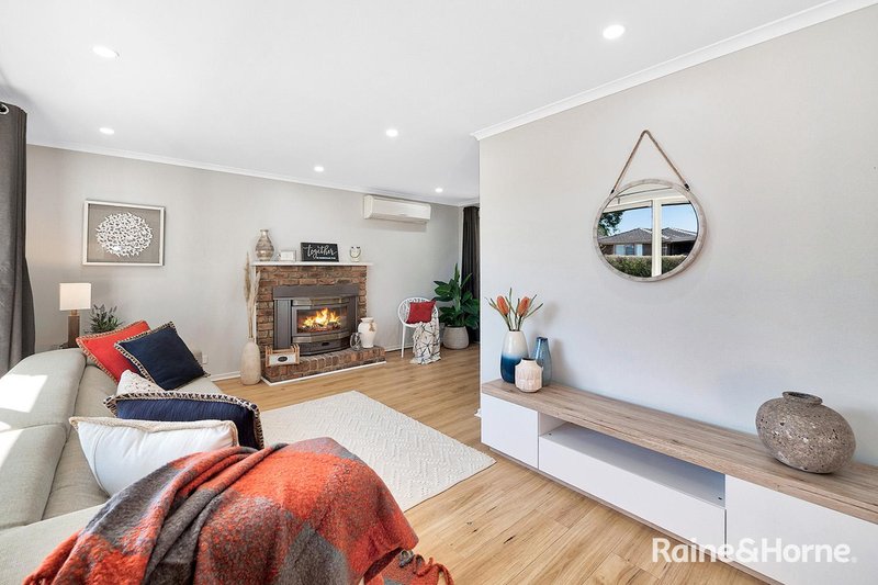 Photo - 109 Darling Way, Narre Warren VIC 3805 - Image 3