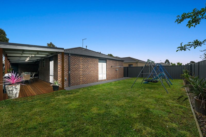 Photo - 109 Heather Grove, Clyde North VIC 3978 - Image 18