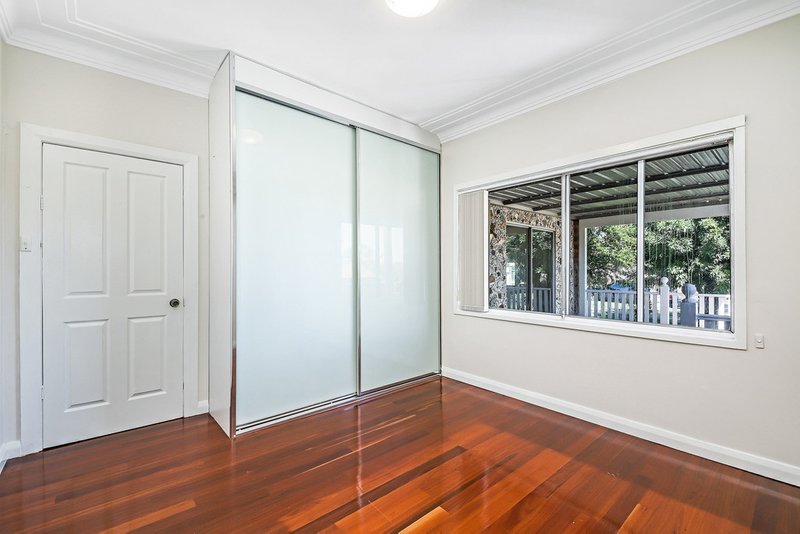 Photo - 109 Hillcrest Avenue, Greenacre NSW 2190 - Image 5