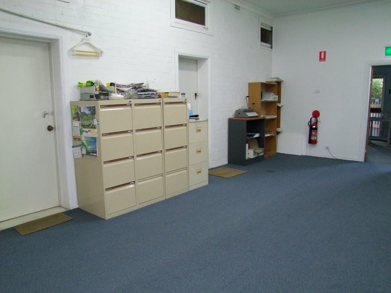 Photo - 109 John Street & 2 Castlereagh Street, Singleton NSW 2330 - Image 5