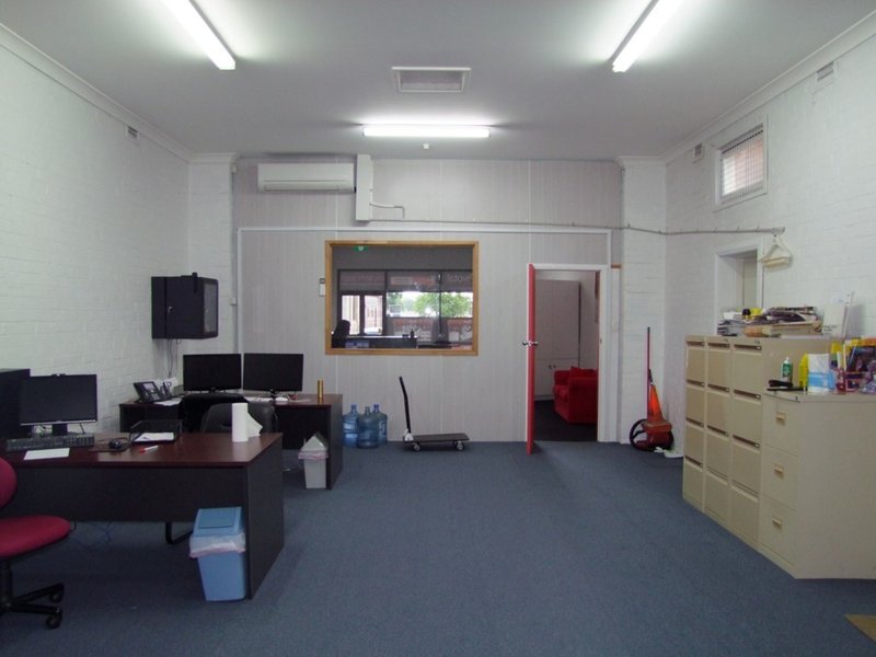 Photo - 109 John Street & 2 Castlereagh Street, Singleton NSW 2330 - Image 6