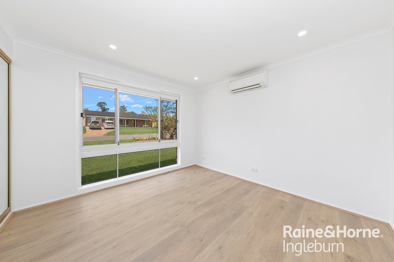 Photo - 109 Lancia Drive, Ingleburn NSW 2565 - Image 9