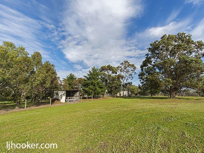 Photo - 109 Loton Road, Millendon WA 6056 - Image 15