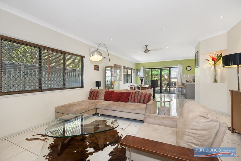 Photo - 109 Maine Road, Clontarf QLD 4019 - Image 3