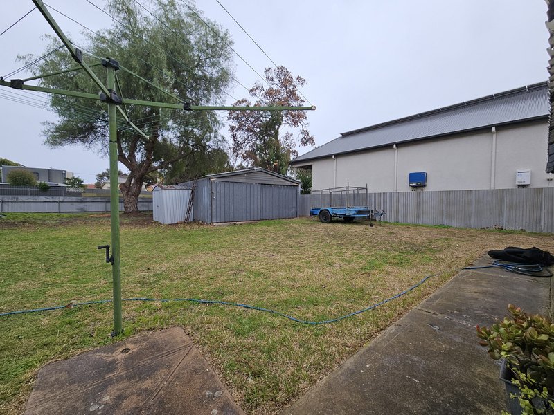 Photo - 109 Mead Street, Peterhead SA 5016 - Image 11