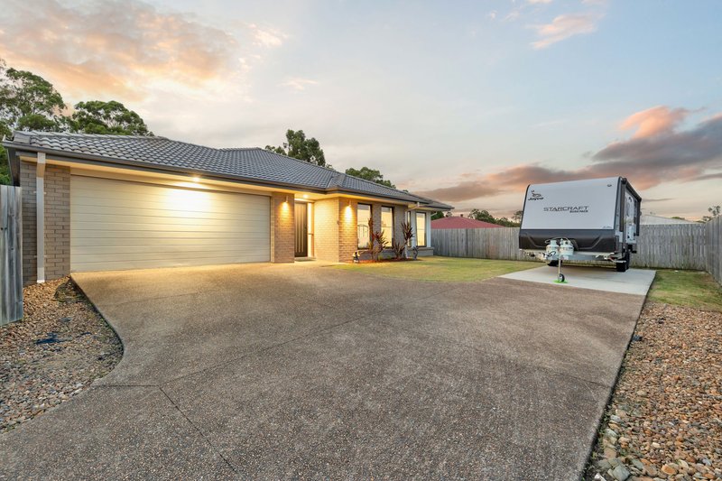 Photo - 109 Mount Huntley Street, Park Ridge QLD 4125 - Image 2