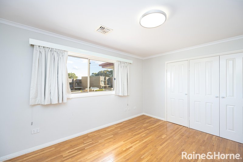 Photo - 109 Overall Avenue, Casey ACT 2913 - Image 16