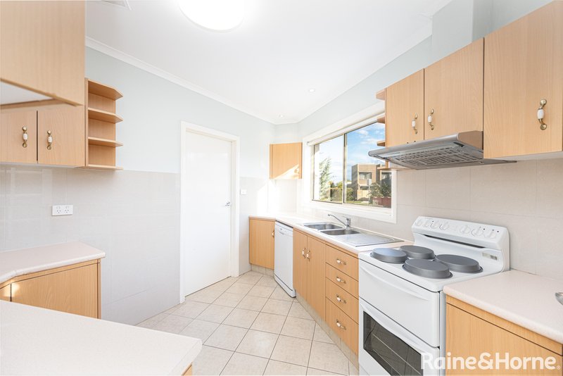 Photo - 109 Overall Avenue, Casey ACT 2913 - Image 25