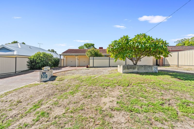 Photo - 109 Partridge Way, Thornlie WA 6108 - Image 1