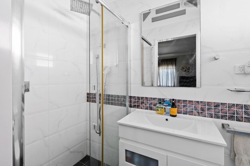 Photo - 109 Partridge Way, Thornlie WA 6108 - Image 9