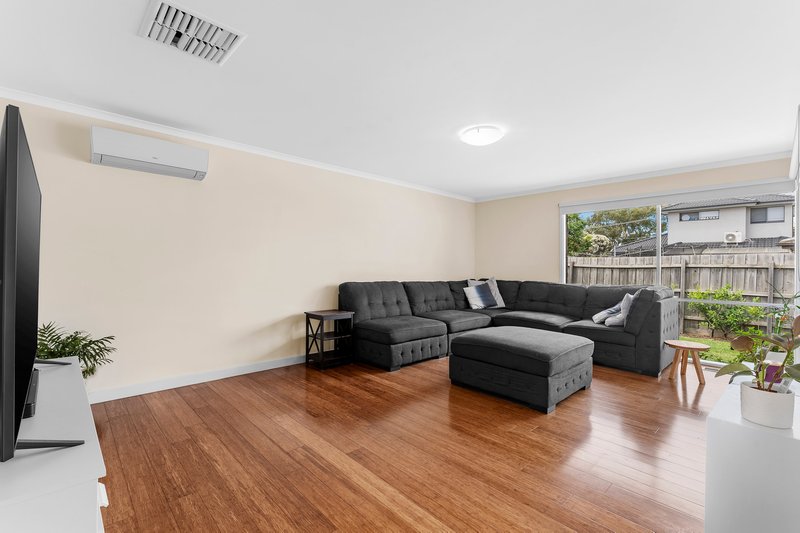 Photo - 109 Prince Of Wales Avenue, Mill Park VIC 3082 - Image 5