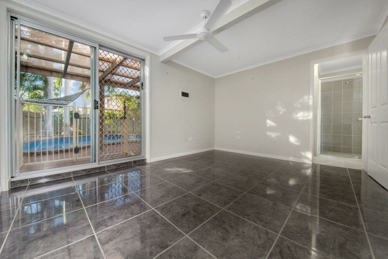 Photo - 109 Tarcoola Drive, Boyne Island QLD 4680 - Image 14