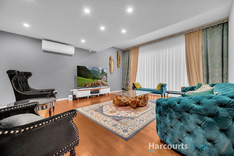 Photo - 109 Tiverton Drive, Mulgrave VIC 3170 - Image 3