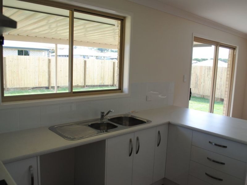 Photo - 109 Tooth Street, Rosenthal Heights QLD 4370 - Image 8