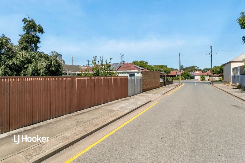 Photo - 109 Wills Street, Largs Bay SA 5016 - Image 16