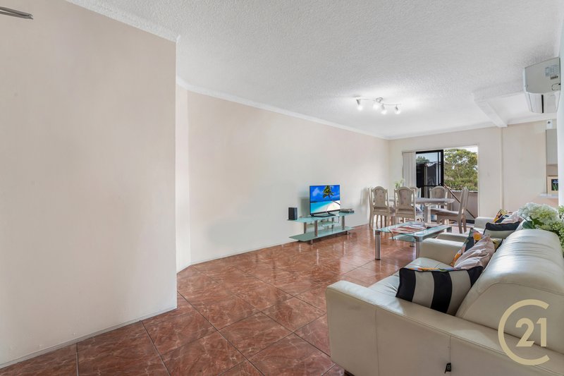 Photo - 10/90 Copeland Street, Liverpool NSW 2170 - Image 2