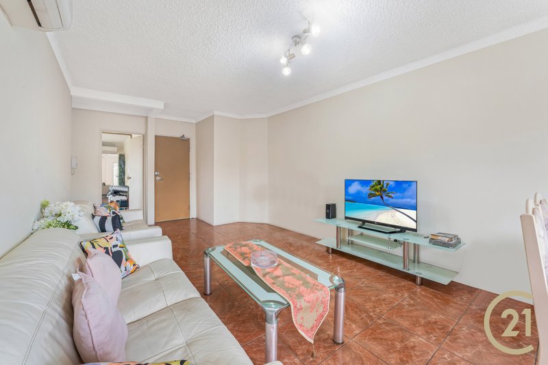 Photo - 10/90 Copeland Street, Liverpool NSW 2170 - Image 3