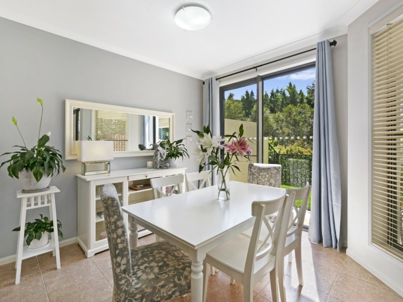 Photo - 1090/1 The Cove Crescent, Carrara QLD 4211 - Image 9