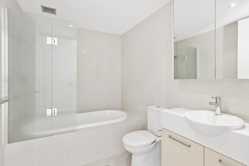 Photo - 109/1 Ross Street, Wollongong NSW 2500 - Image 9