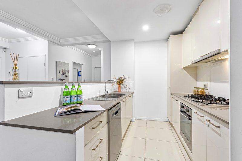 Photo - 109/1 Russell Street, Baulkham Hills NSW 2153 - Image 4