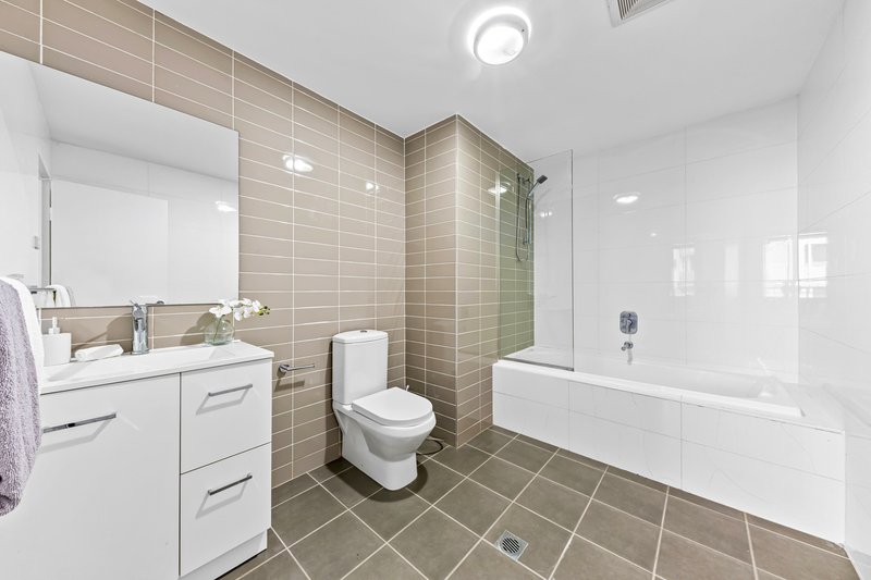 Photo - 109/1 Russell Street, Baulkham Hills NSW 2153 - Image 6