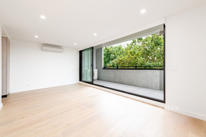 Photo - 109/12 Napier Street, Footscray VIC 3011 - Image 1