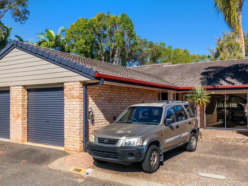 Photo - 109/128 Benowa Road, Southport QLD 4215 - Image 15