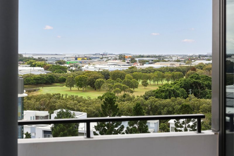 Photo - 10913/320 Macarthur Avenue, Hamilton QLD 4007 - Image 4