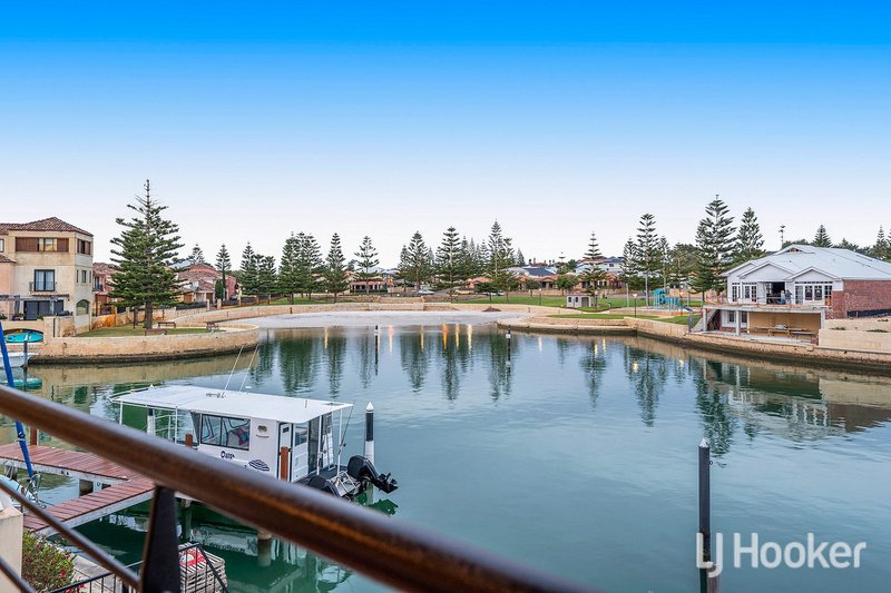 Photo - 109/18 Port Quays , Wannanup WA 6210 - Image 3