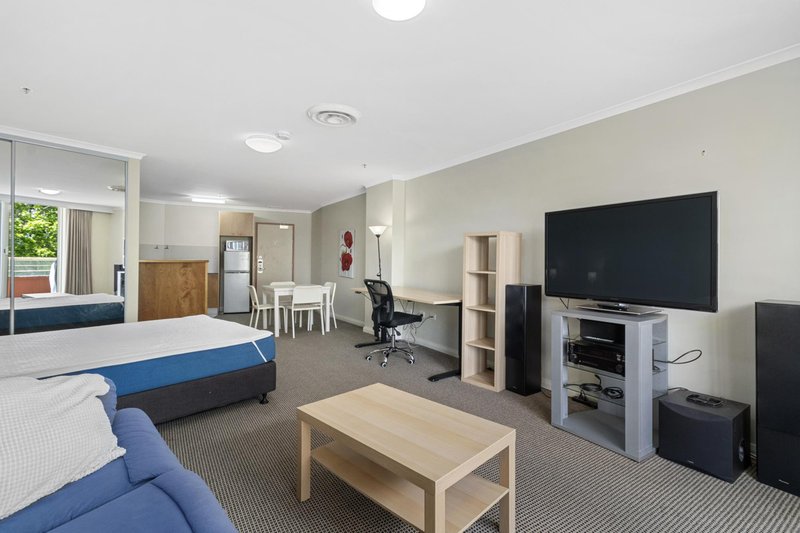 Photo - 109/2 Akuna Street, City ACT 2601 - Image 2