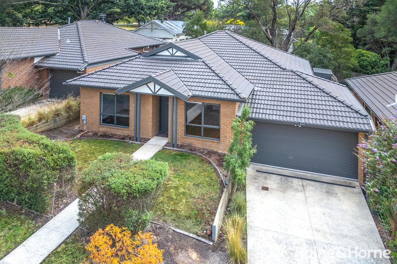 Photo - 10/92 Fersfield Road, Gisborne VIC 3437 - Image 1
