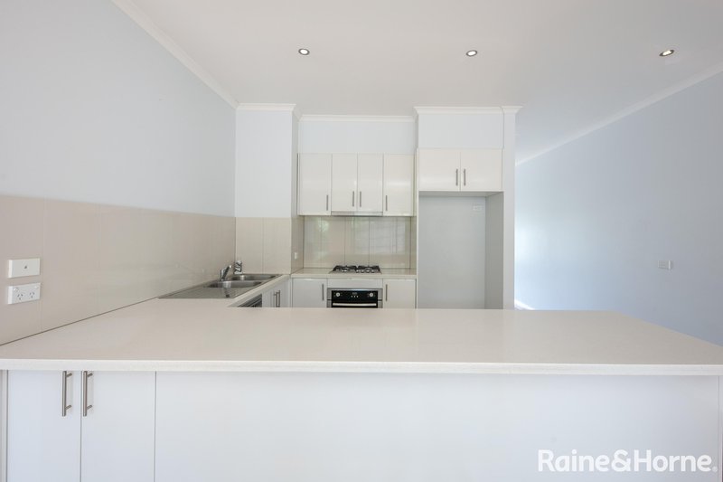 Photo - 10/92 Fersfield Road, Gisborne VIC 3437 - Image 7