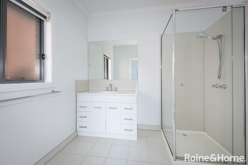 Photo - 10/92 Fersfield Road, Gisborne VIC 3437 - Image 9