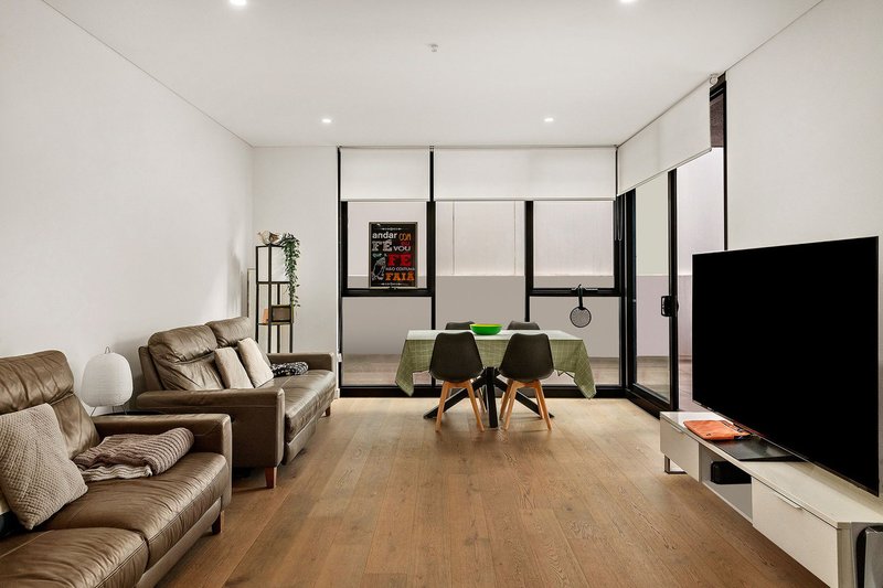 Photo - 109/3 Garrigarrang Avenue, Kogarah NSW 2217 - Image 1