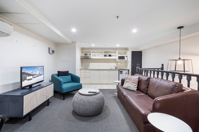 Photo - 109/318 Little Bourke Street, Melbourne VIC 3000 - Image 2