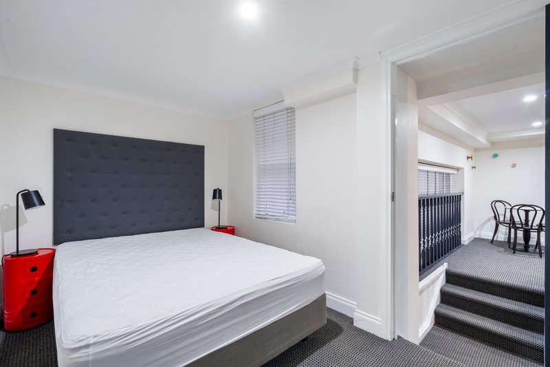 Photo - 109/318 Little Bourke Street, Melbourne VIC 3000 - Image 6