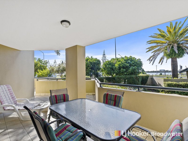 Photo - 109/392 Marine Parade, Labrador QLD 4215 - Image 2