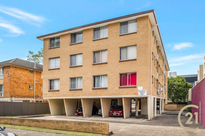 Photo - 10/94-100 Bigge Street, Liverpool NSW 2170 - Image 1